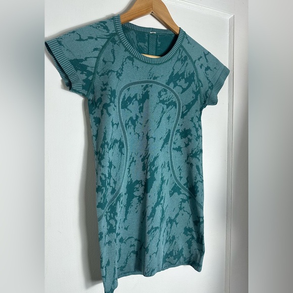 Lululemon Swiftly Tech Short Sleeve Heathered Forage Teal - Size 4 - Picture 6 of 11